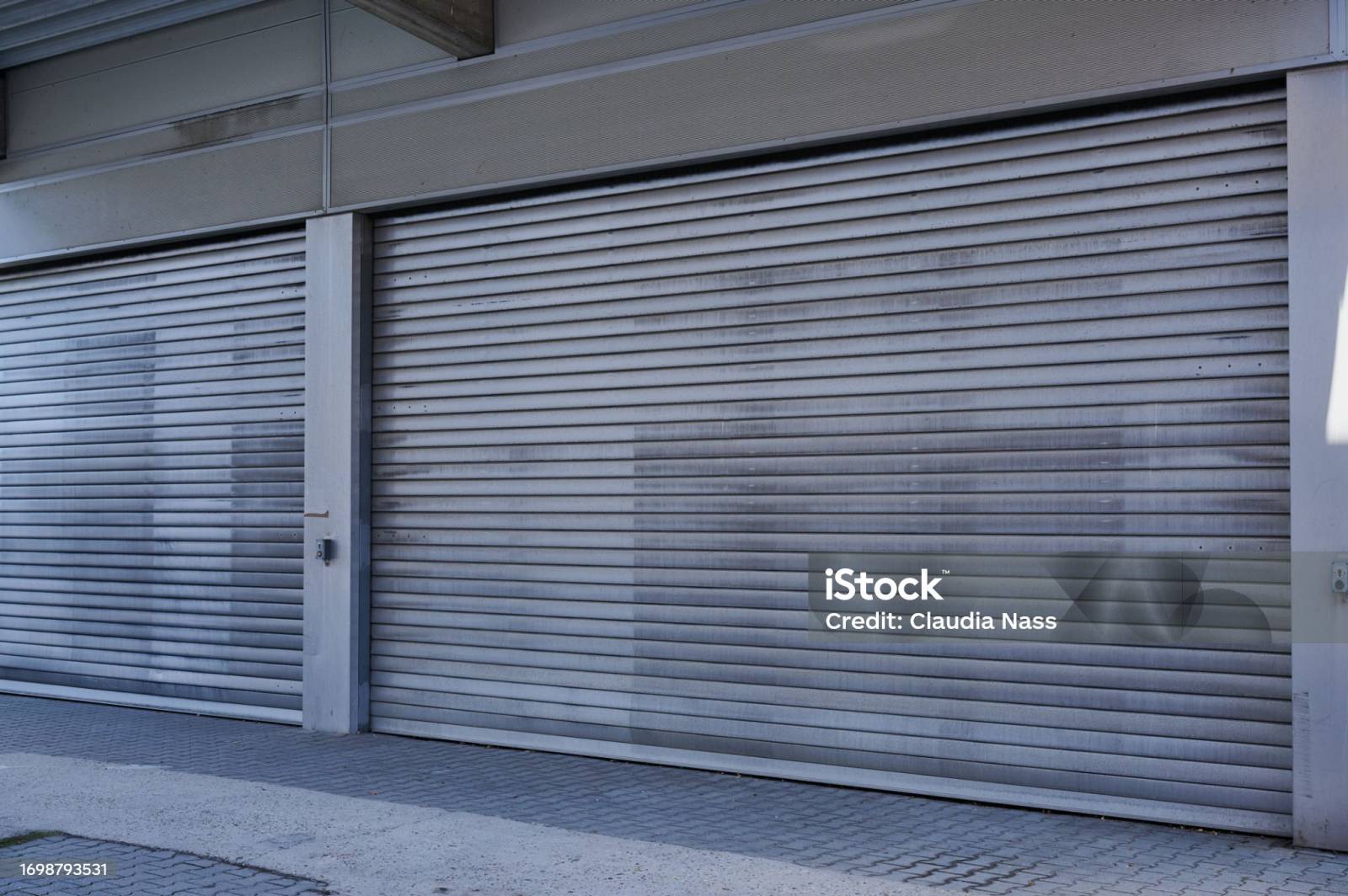 Escalier design en métal avec rambarde verre Cannes 06150 Alpes-Maritimes