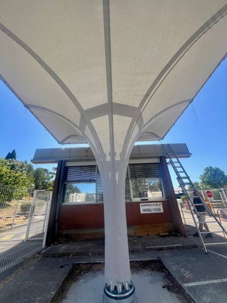 Fabrication et pose de structure métallique sur plans à Valbonne dans les Alpes Maritimes