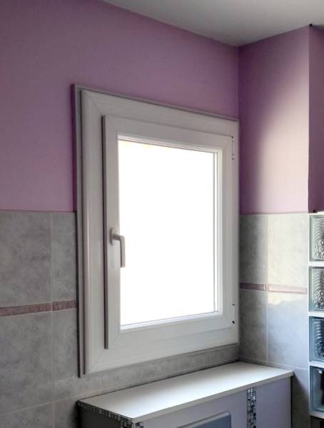 Fenêtres en PVC sur mesures à Contes dans les Alpes Maritimes