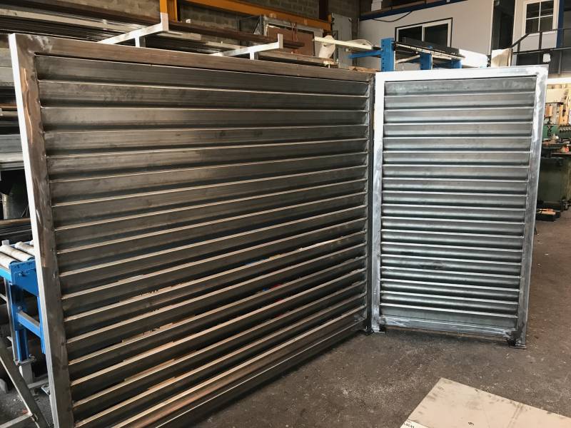 Cloison métallique sur mesure pour délimiter un terrain et assurer son intimité à Nice