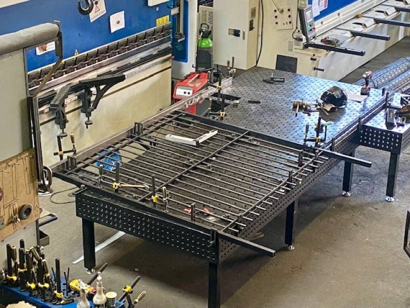 Fabrication à notre atelier d'une clôture métallique à barreaudage