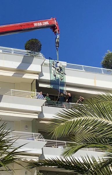 Remplacement de vitrages gros volumes à Cannes dans les Alpes Maritimes