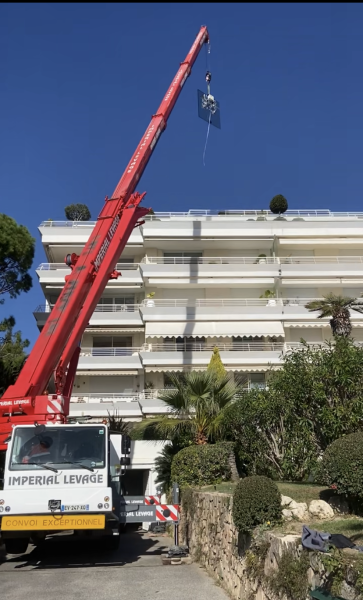 Remplacement de vitrages gros volumes à Cannes dans les Alpes Maritimes