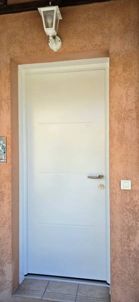 Porte d'entrée personnalisable à Cagnes sur Mer dans les Alpes Maritimes